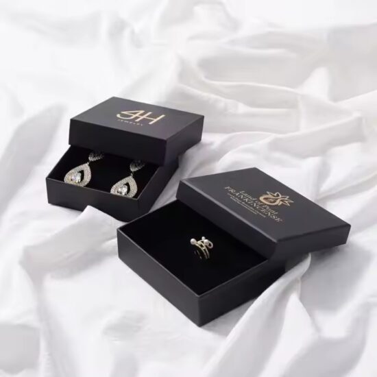 Wholesale Gift Paper Jewelry Boxes with Custom Logo and Velvet Insert