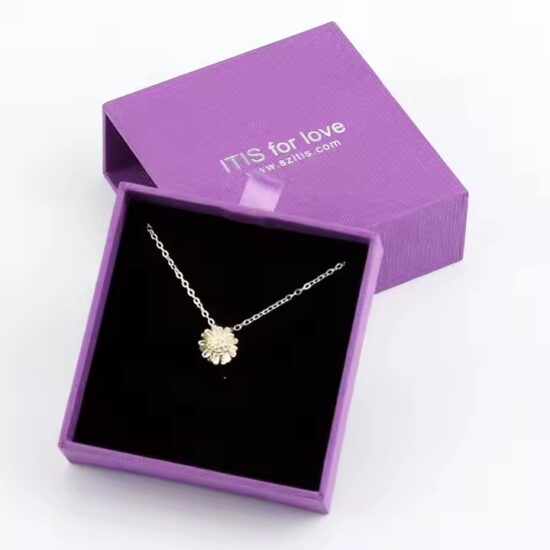 Paper Jewelry Box Supplier Offering Custom Logo Packaging for Accessories