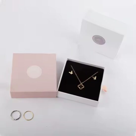 Paper Jewelry Box Supplier Offering Custom Logo Packaging for Accessories