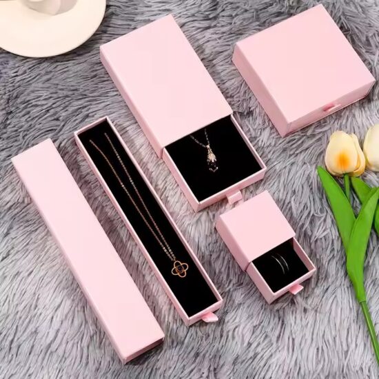 Factory Direct Small Luxury Paper Jewelry Boxes with Custom Logo