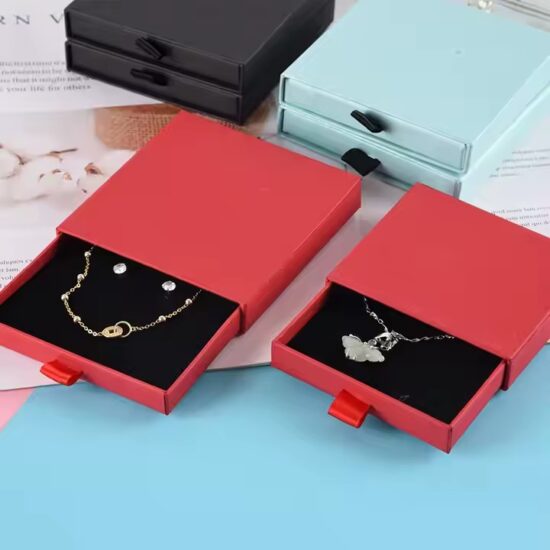 Wholesale Luxury Paper Jewelry Box with Custom Logo and Velvet Insert