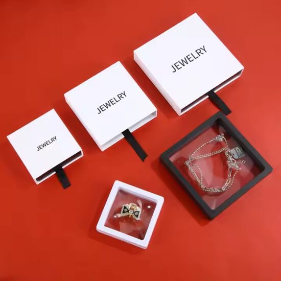 Custom Logo Luxury Paper Jewelry Boxes with Velvet Inserts
