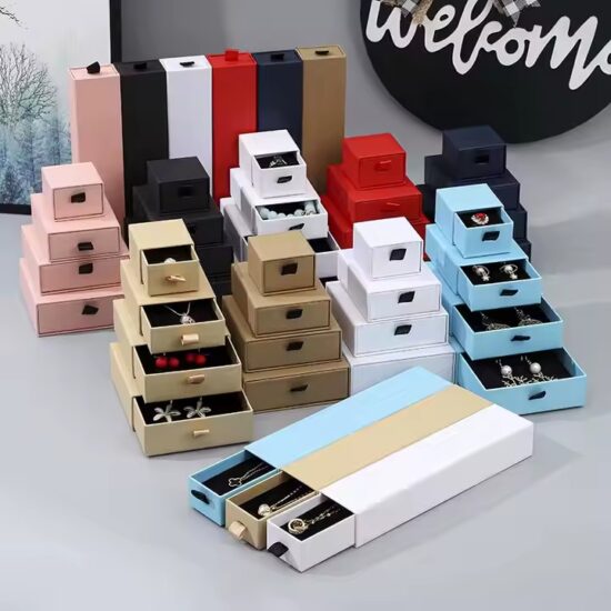 Custom Logo Luxury Paper Jewelry Boxes with Velvet Inserts