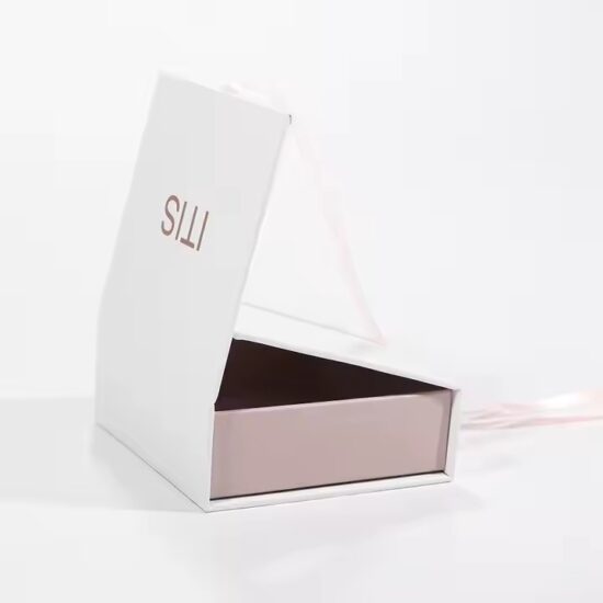 Best-Selling Paper Jewelry Boxes with Custom Logo for Rings and Gifts