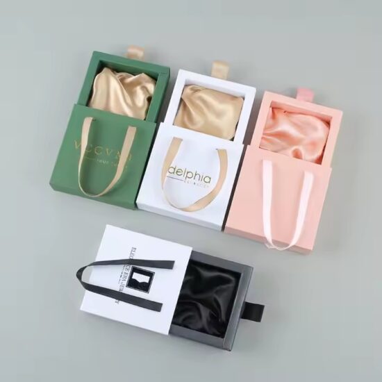Custom Logo Paper Jewelry Box for Rings and Accessories Packaging