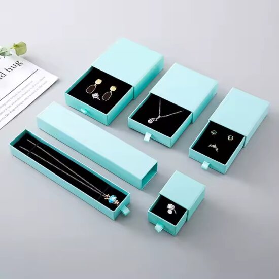 Wholesale Paper Jewelry Gift Box with Custom Logo for Rings and Earrings