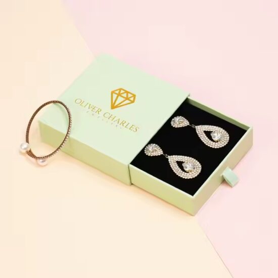 Luxury Recyclable Paper Jewelry Boxes with Eco-Friendly Materials and Elegant Finish