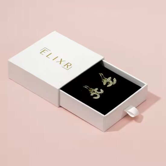 Luxury Recyclable Paper Jewelry Boxes with Eco-Friendly Materials and Elegant Finish