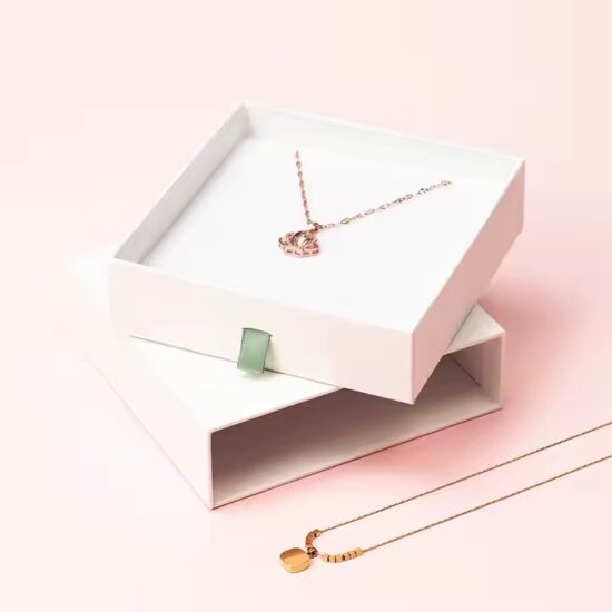 Luxury Recyclable Paper Jewelry Boxes with Eco-Friendly Materials and Elegant Finish