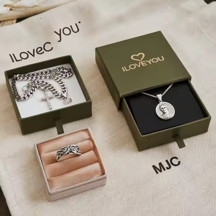 Custom Logo Luxury Paper Jewelry Boxes for Elegant Accessory Packaging