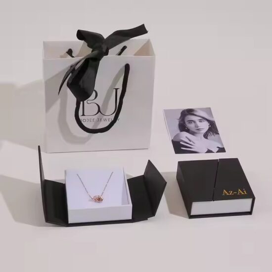 Luxury Custom Paper Jewelry Box for Necklace, Earrings and Ring Display