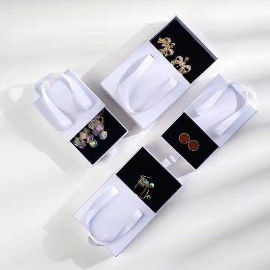 Custom Drawer Paper Jewelry Boxes with Pull-out Design and Logo