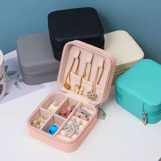 Custom Logo Portable Leather Jewelry Box for Rings and Earrings