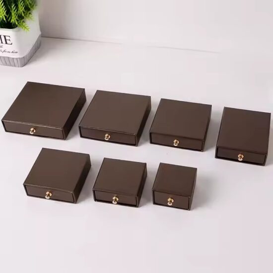 High-Quality Custom Paper Jewelry Box with Logo and Velvet Interior