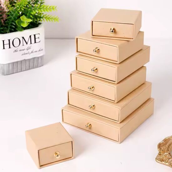 High-Quality Custom Paper Jewelry Box with Logo and Velvet Interior