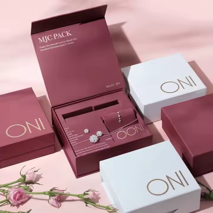 Eco-Friendly Custom Logo Recyclable Paper Jewelry Boxes for Rings and Gifts