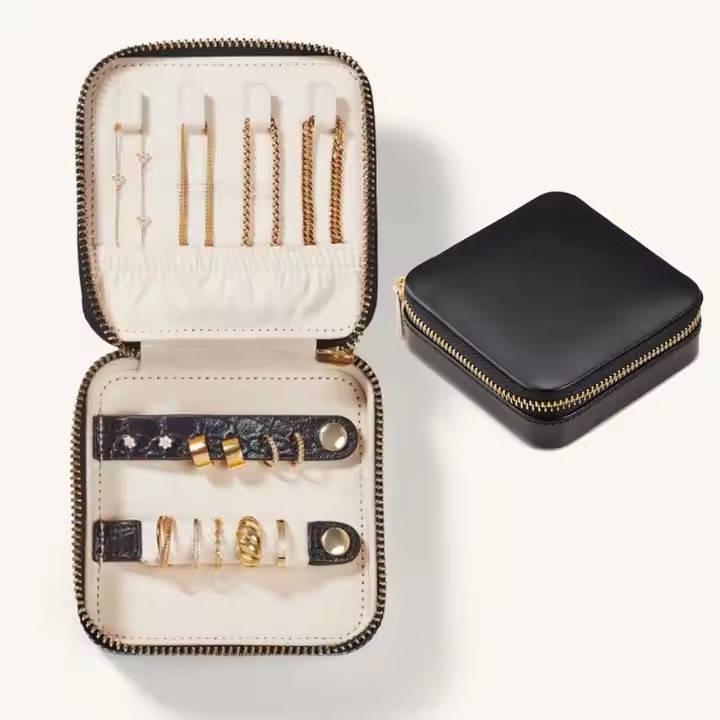 Stylish Vintage Genuine Leather Jewelry Box for Rings and Earrings