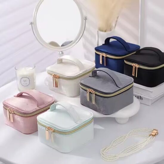 New Design Luxury Leather Travel Jewelry Box with Compartments