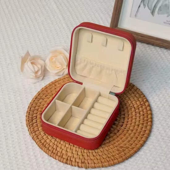 Best-Selling Cute Portable Travel Jewelry Box with Multiple Compartments