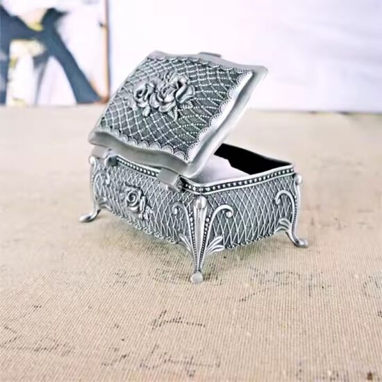 Luxury Vintage Decorative Metal Jewelry Box with Ornate Detailing