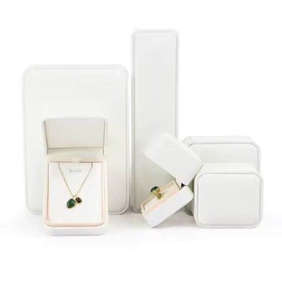Hot Selling PU Leather Jewelry Box with Velvet Lining
