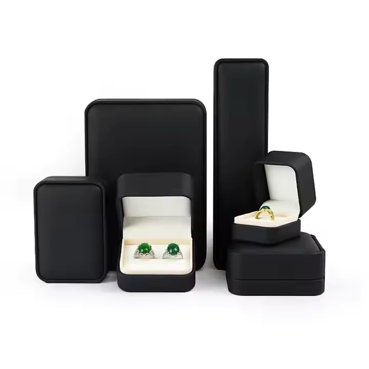 Hot Selling PU Leather Jewelry Box with Velvet Lining