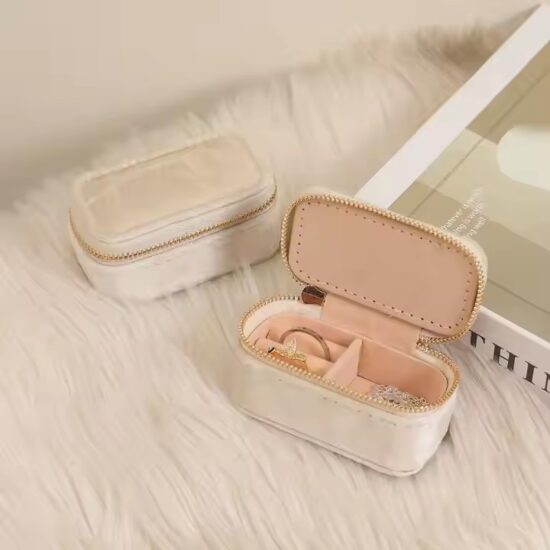 Luxury Dustproof Travel Jewelry Box with Velvet Interior