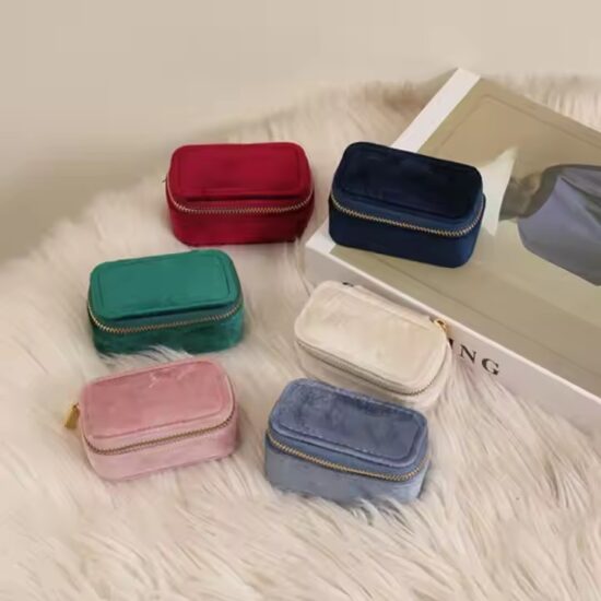 Luxury Dustproof Travel Jewelry Box with Velvet Interior