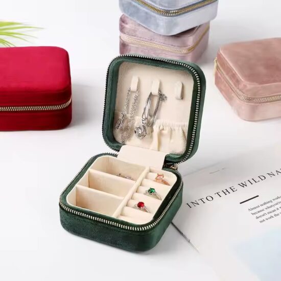 Custom Logo Portable Travel Jewelry Box with Secure Compartments