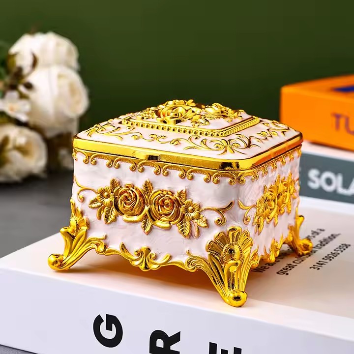 Retro Vintage Metal Jewelry Box with Decorative Engraving