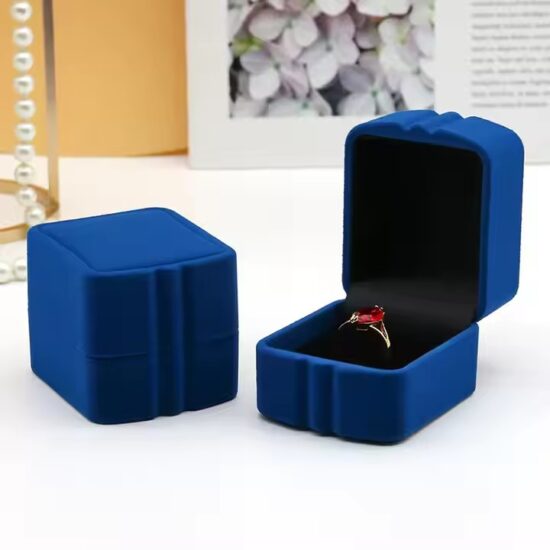 Luxury colored velvet jewelry box for rings and earrings