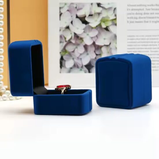 Luxury colored velvet jewelry box for rings and earrings