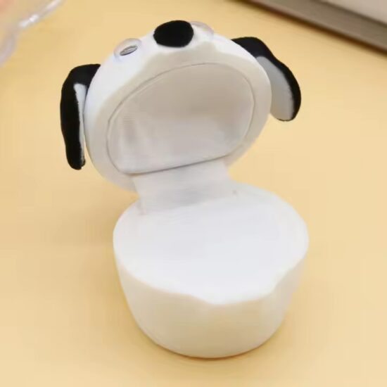 Custom colorful animal-shaped velvet jewelry box for rings