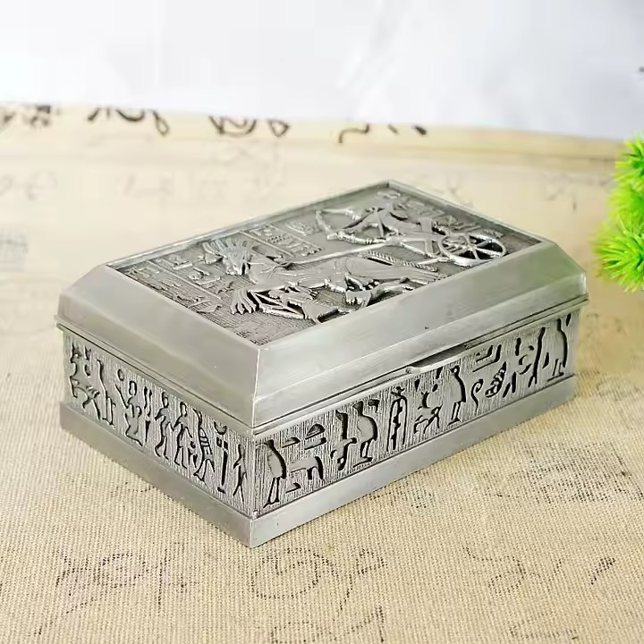 Best-Selling Elegant Metal Jewelry Box with Compartments