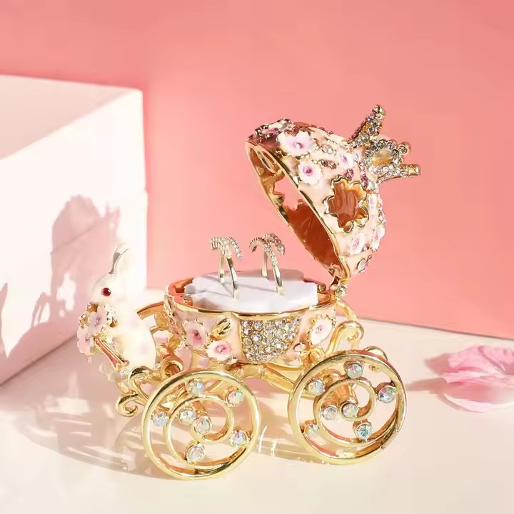 Modern Bunny Carriage Design Metal Jewelry Box for Gifts & Display