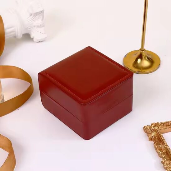 Custom Logo PU Leather Watch Box for Luxury Timepieces