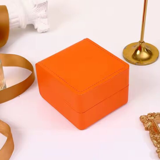 Custom Logo PU Leather Watch Box for Luxury Timepieces