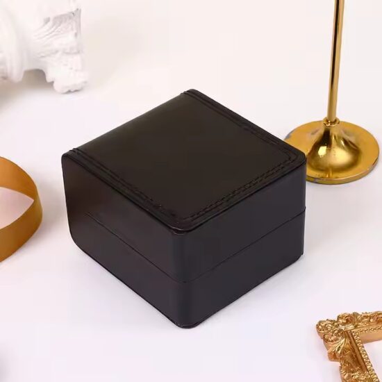 Custom Logo PU Leather Watch Box for Luxury Timepieces