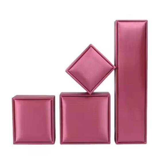 Custom Luxury PU Leather Jewelry Box with Velvet Interior