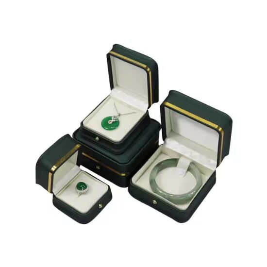 Custom Luxury PU Leather Jewelry Box with Velvet Interior