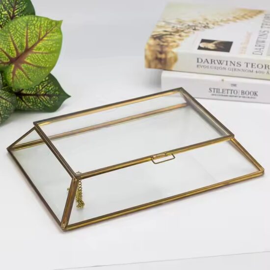 Modern Luxury Glass Jewelry Box for Display and Storage