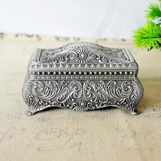 High-Quality Metal Jewelry Storage Box with Compartments