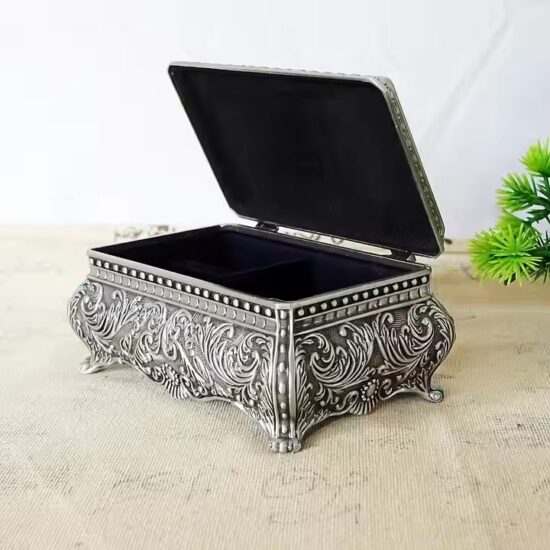 High-Quality Metal Jewelry Storage Box with Compartments
