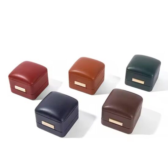 Custom Luxury PU Leather Jewelry Box with Velvet Interior