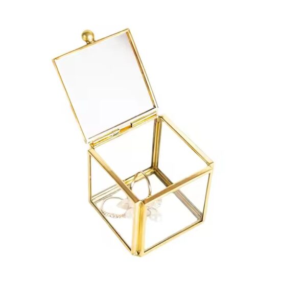 Transparent Glass Jewelry Box for Wedding Decorations and Gift Display