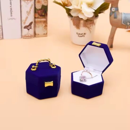 Luxury velvet jewelry box for rings and earrings with custom logo