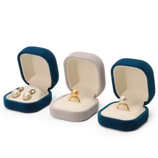 High-end luxury velvet jewelry box for rings and earrings