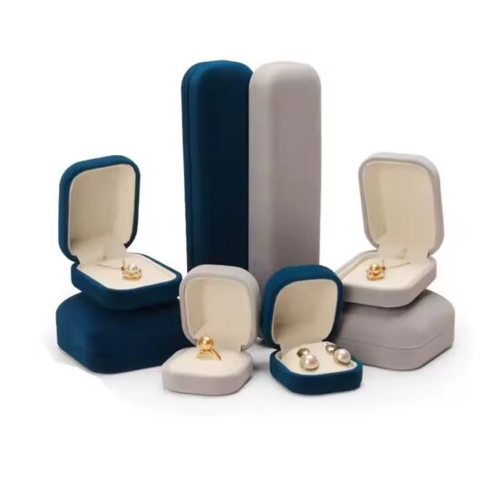 High-end luxury velvet jewelry box for rings and earrings