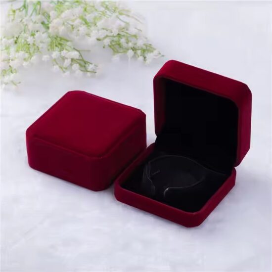 Custom velvet wedding jewelry box with logo for rings and earrings