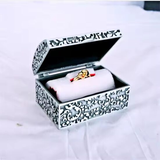 Modern Metal Jewelry Box for Women with Sleek Design